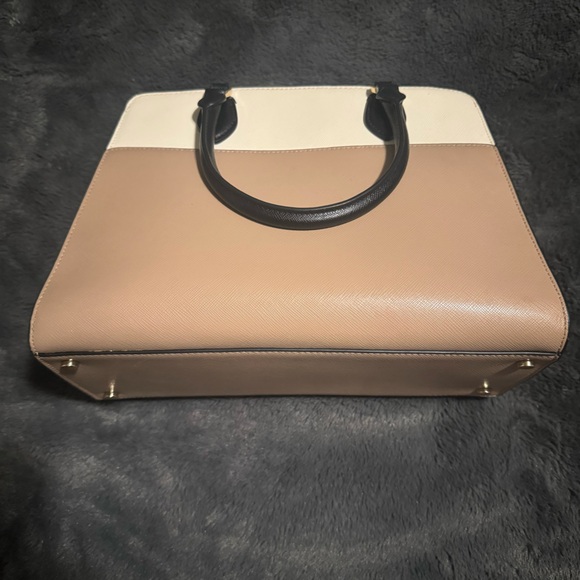 Kate Spade Medium Crossbody Purse - Picture 2 of 2